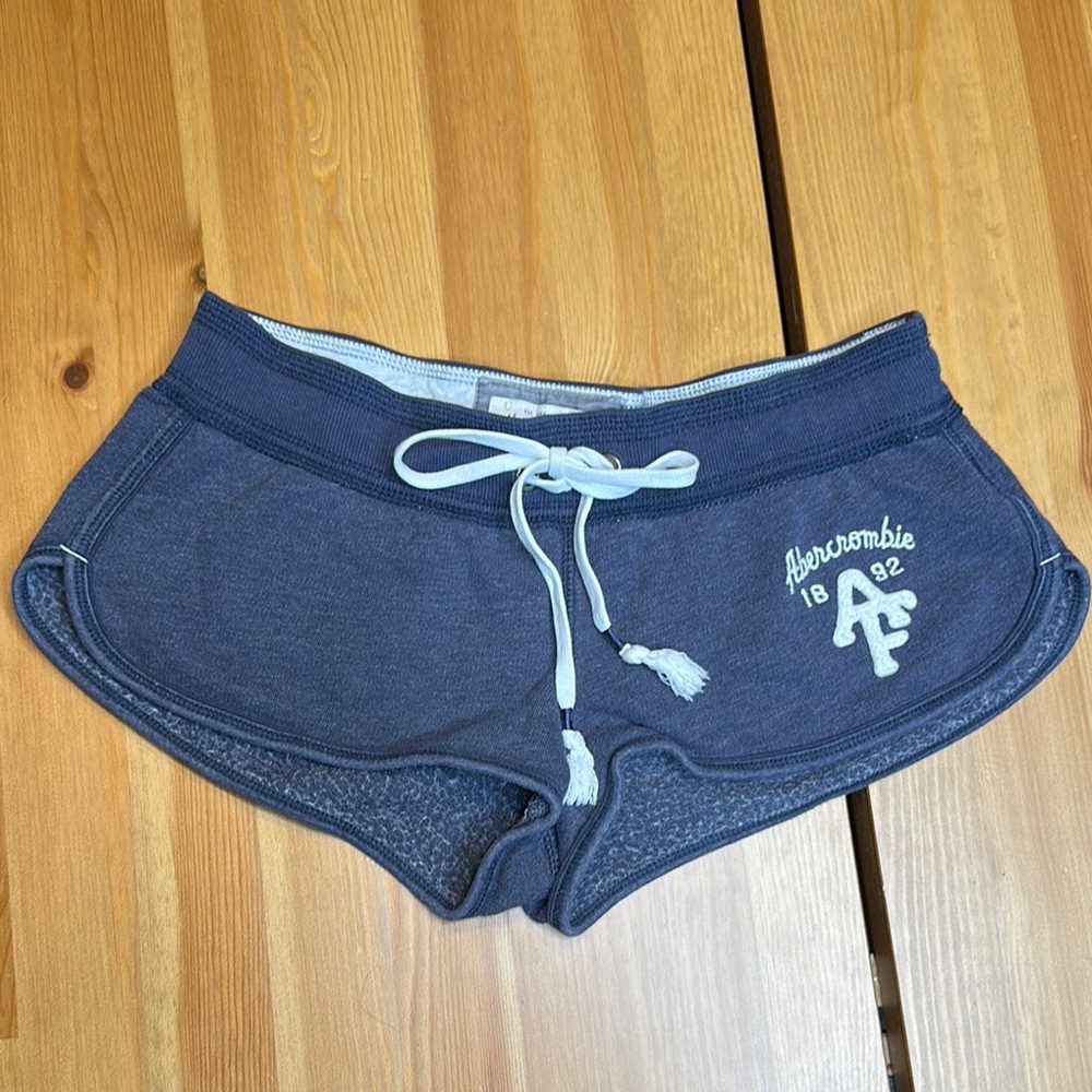 y2k Abercrombie & Fitch Navy Women's Shorts
